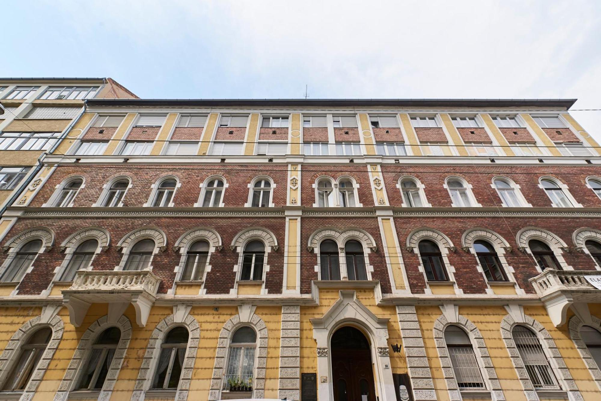 U Home Central Budapest Eksteriør billede
