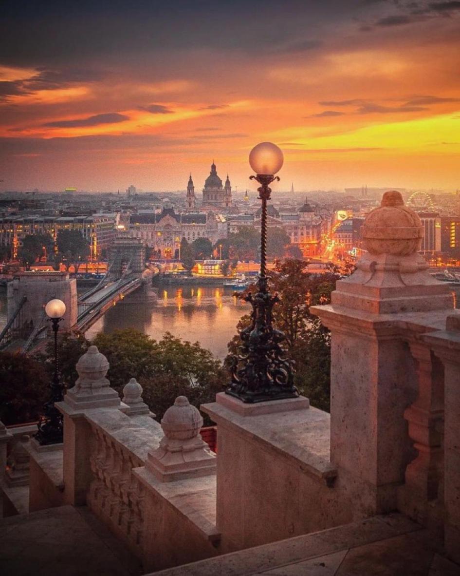 U Home Central Budapest Eksteriør billede