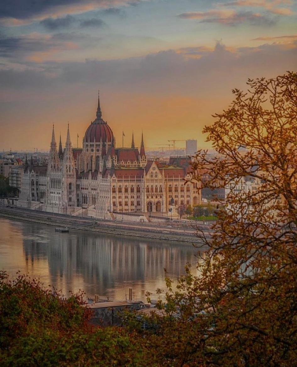 U Home Central Budapest Eksteriør billede